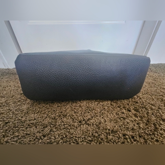 Matt & Nat Edle Totebag | Color: Ink - Picture 2 of 5